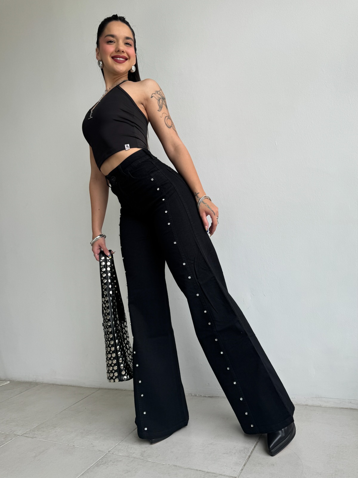 WIDE LEG VENOM