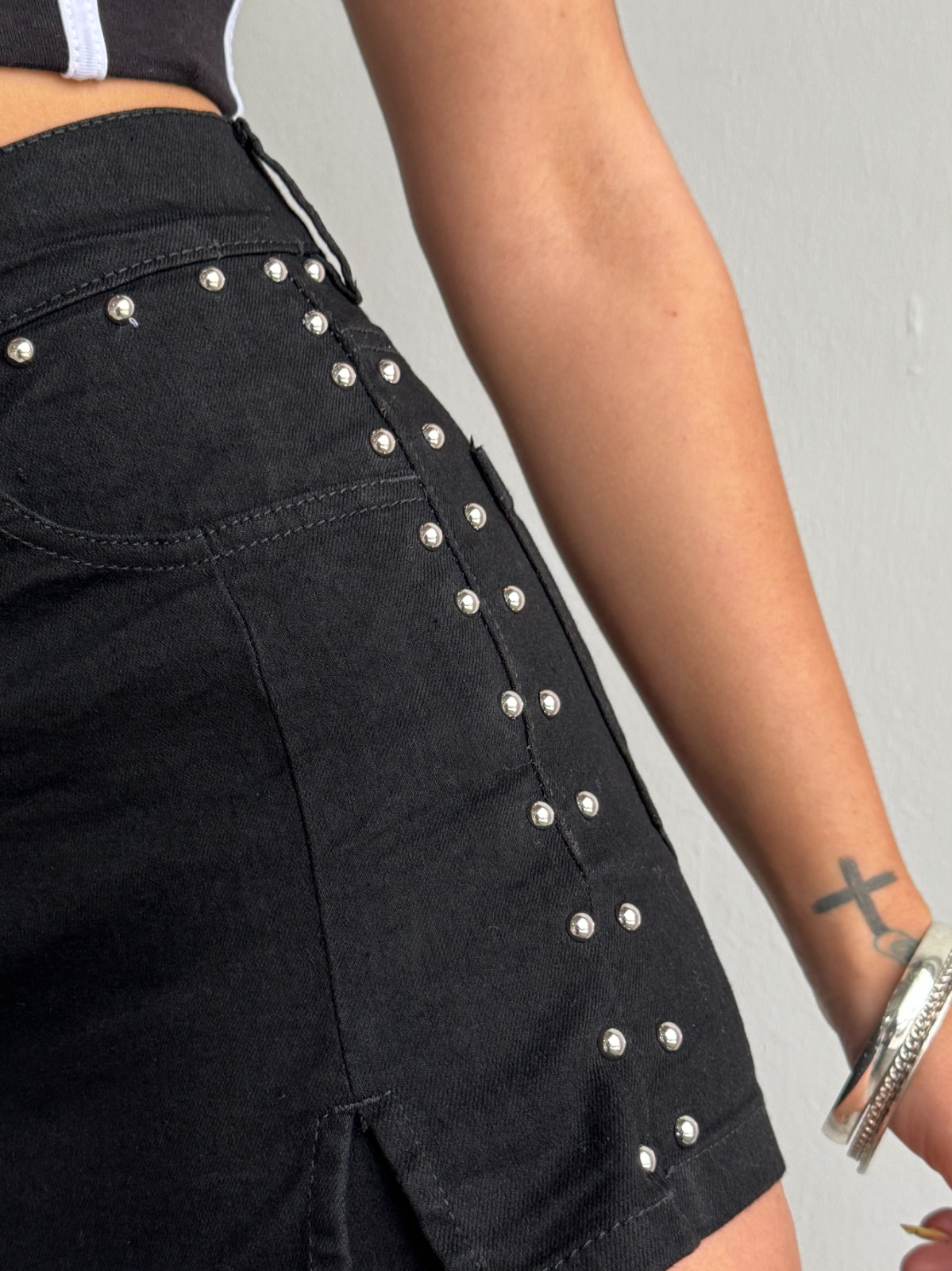 SHORT POLLERA BLACK HEAVEN