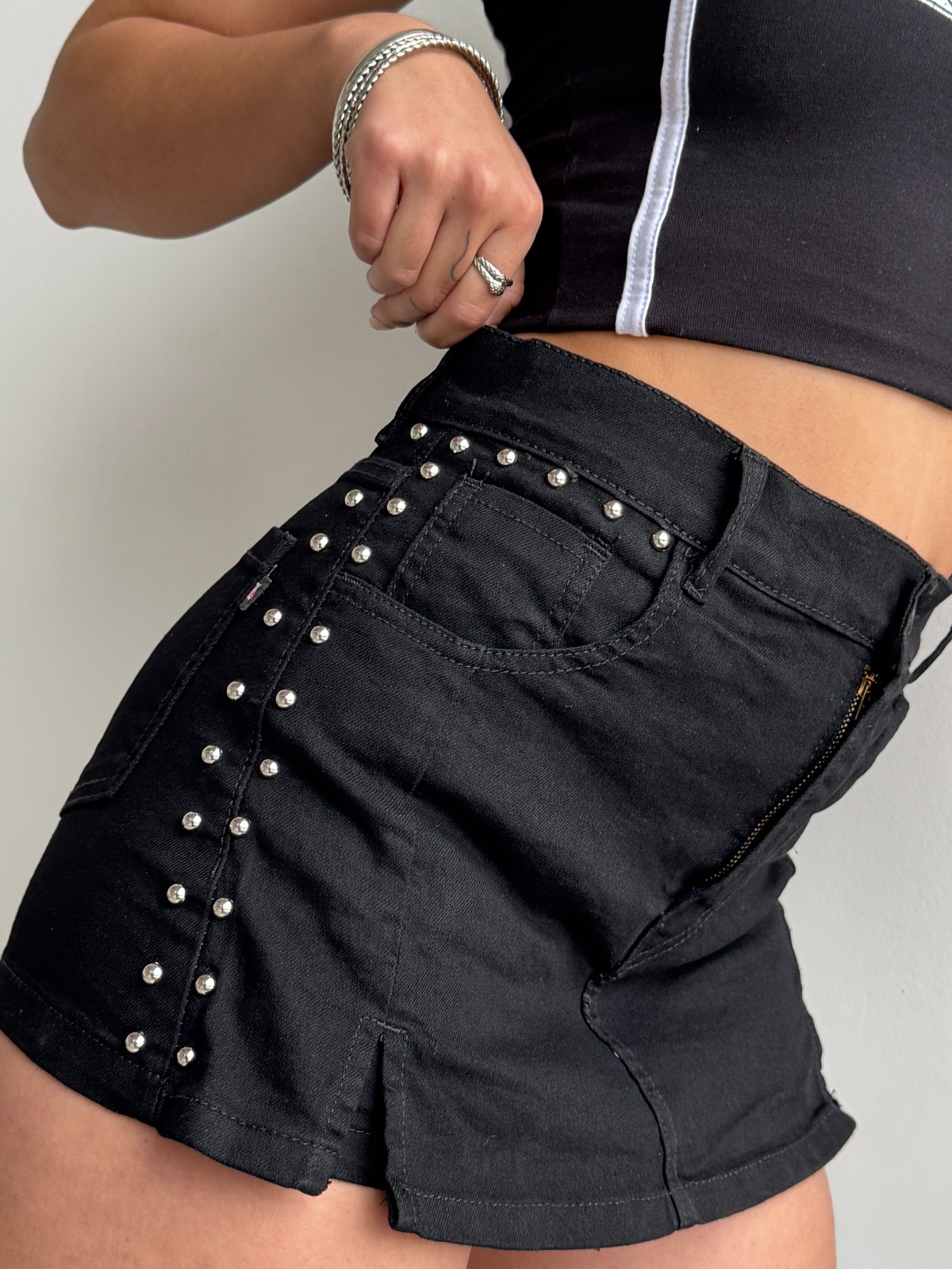 SHORT POLLERA BLACK HEAVEN