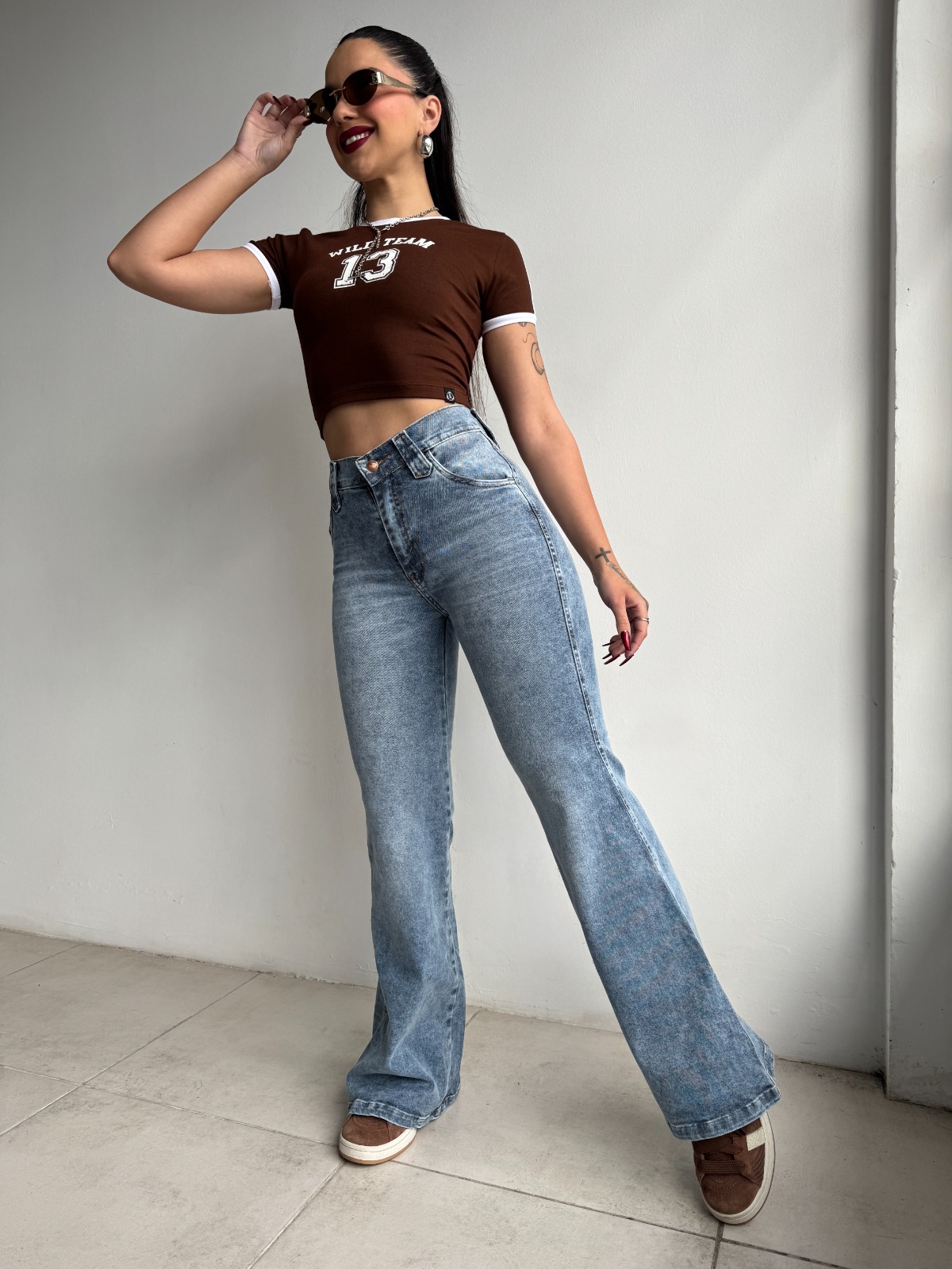 SEMI OXFORD CUTLINE