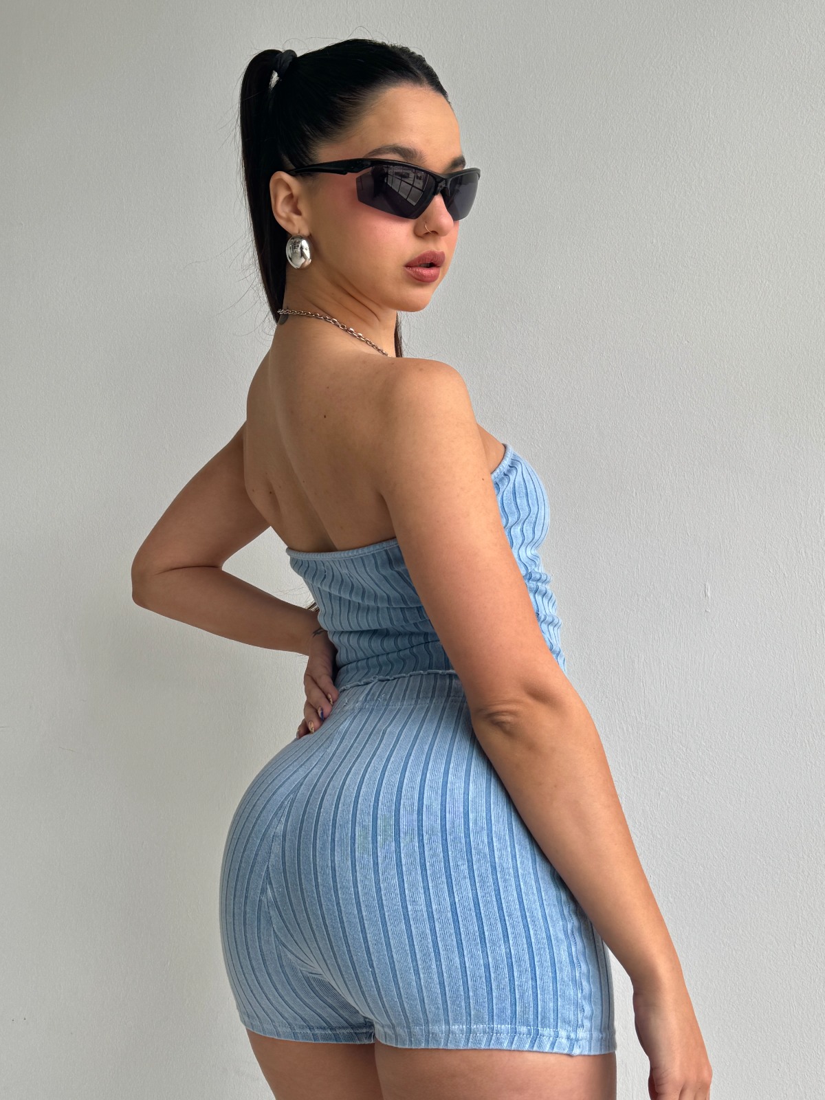 STRAPLESS MOTION