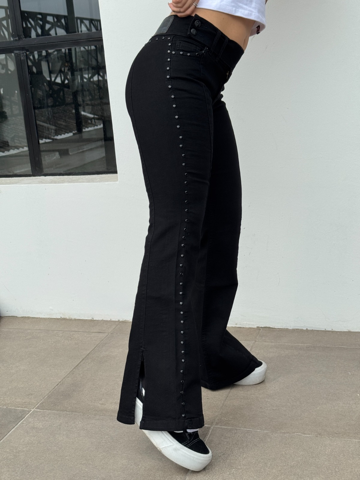 SEMI OXFORD BLACK DAGGER