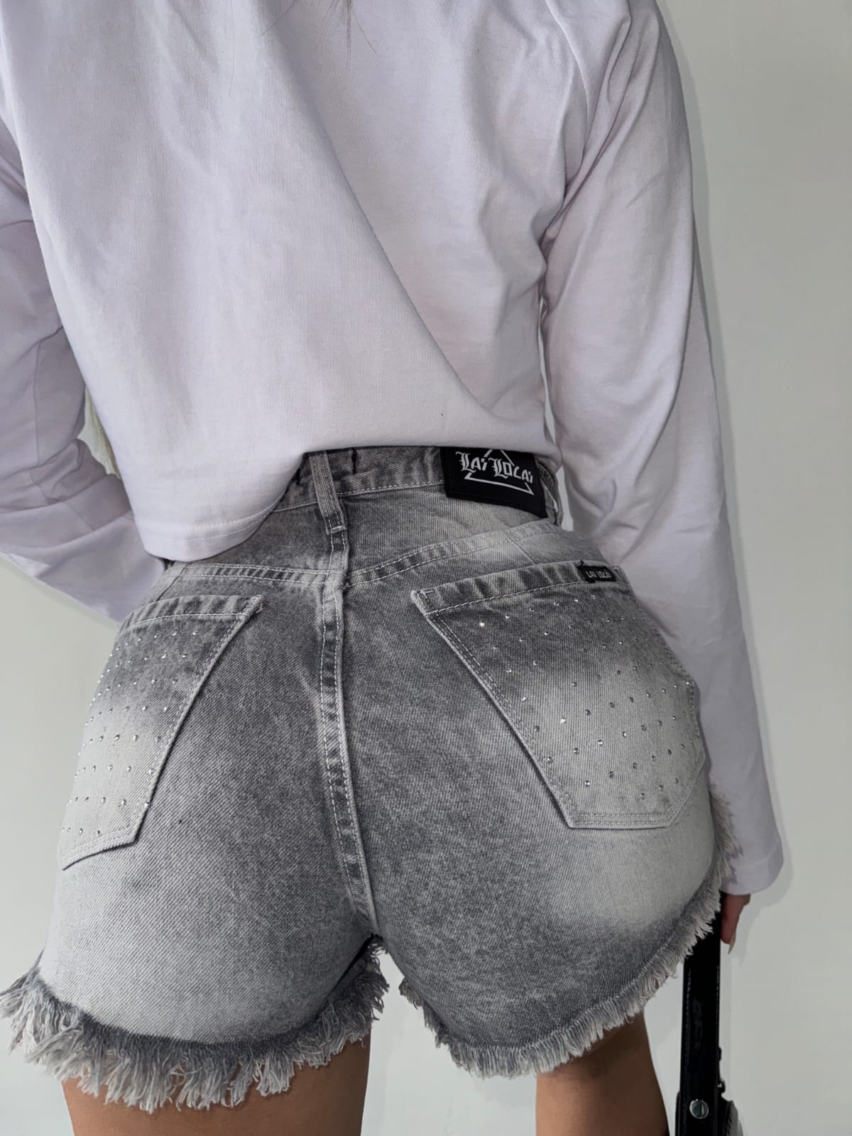 SHORT GLOSS GRAY