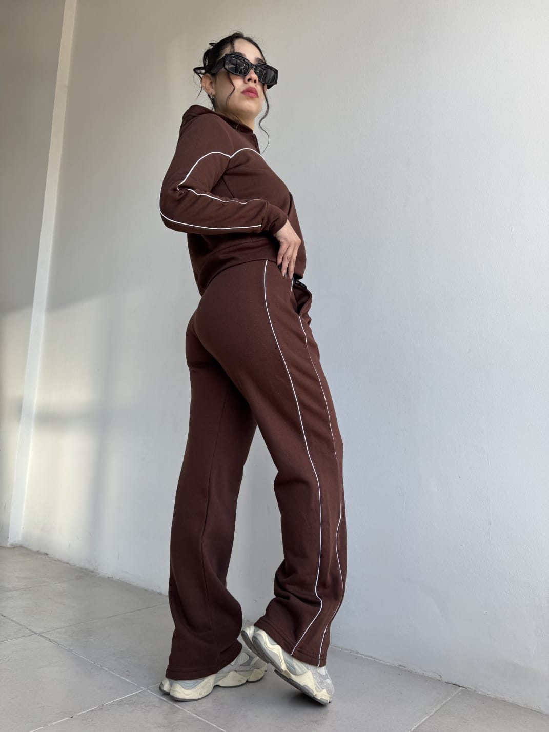 JOGGING SHARP