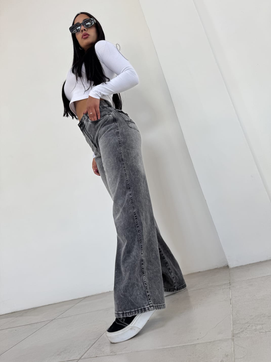 WIDE LEG COVER