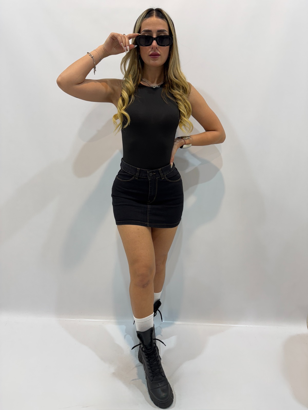 MINI WONDER BLACK