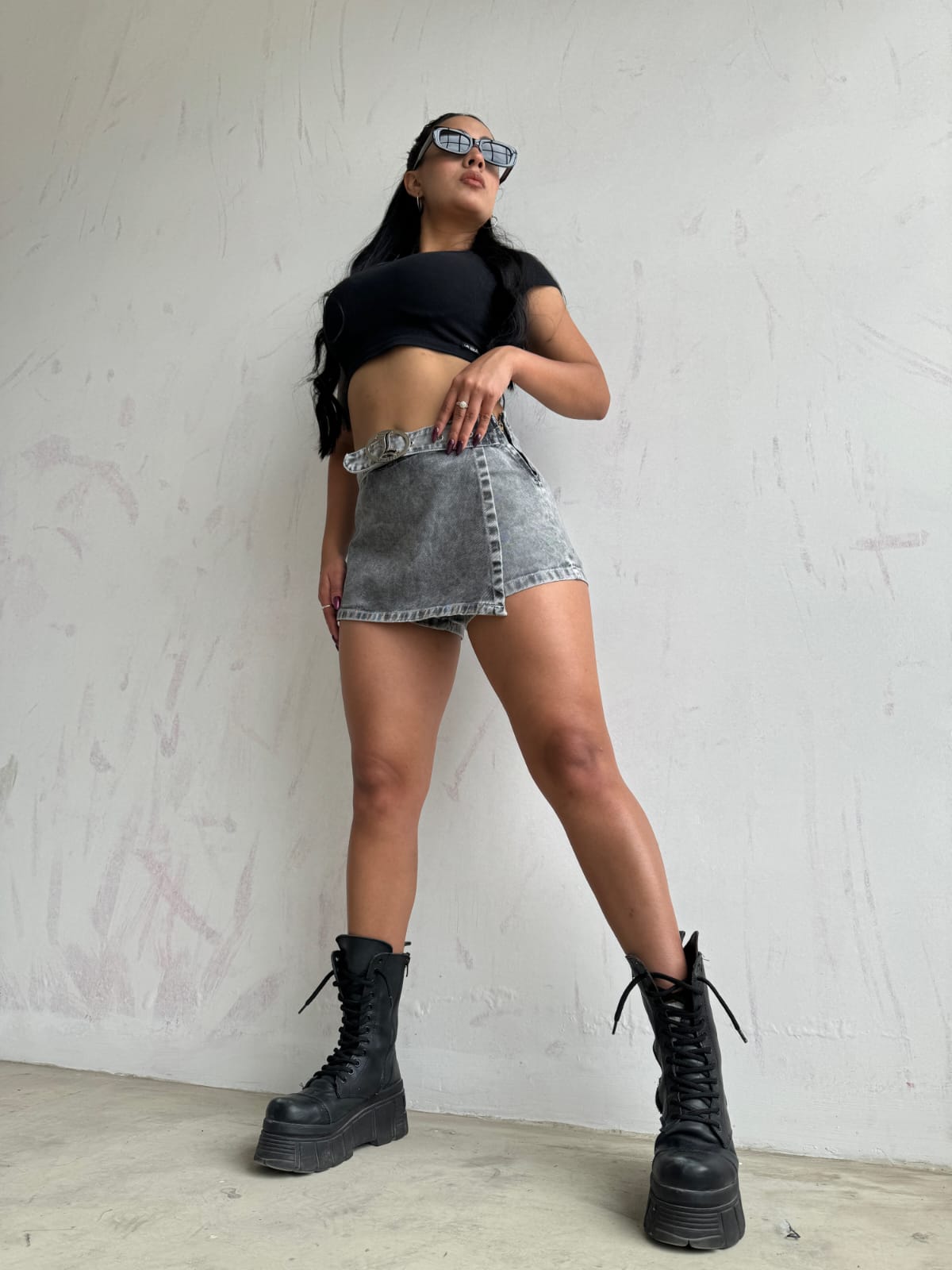 SHORT POLLERA GRAY POUCH