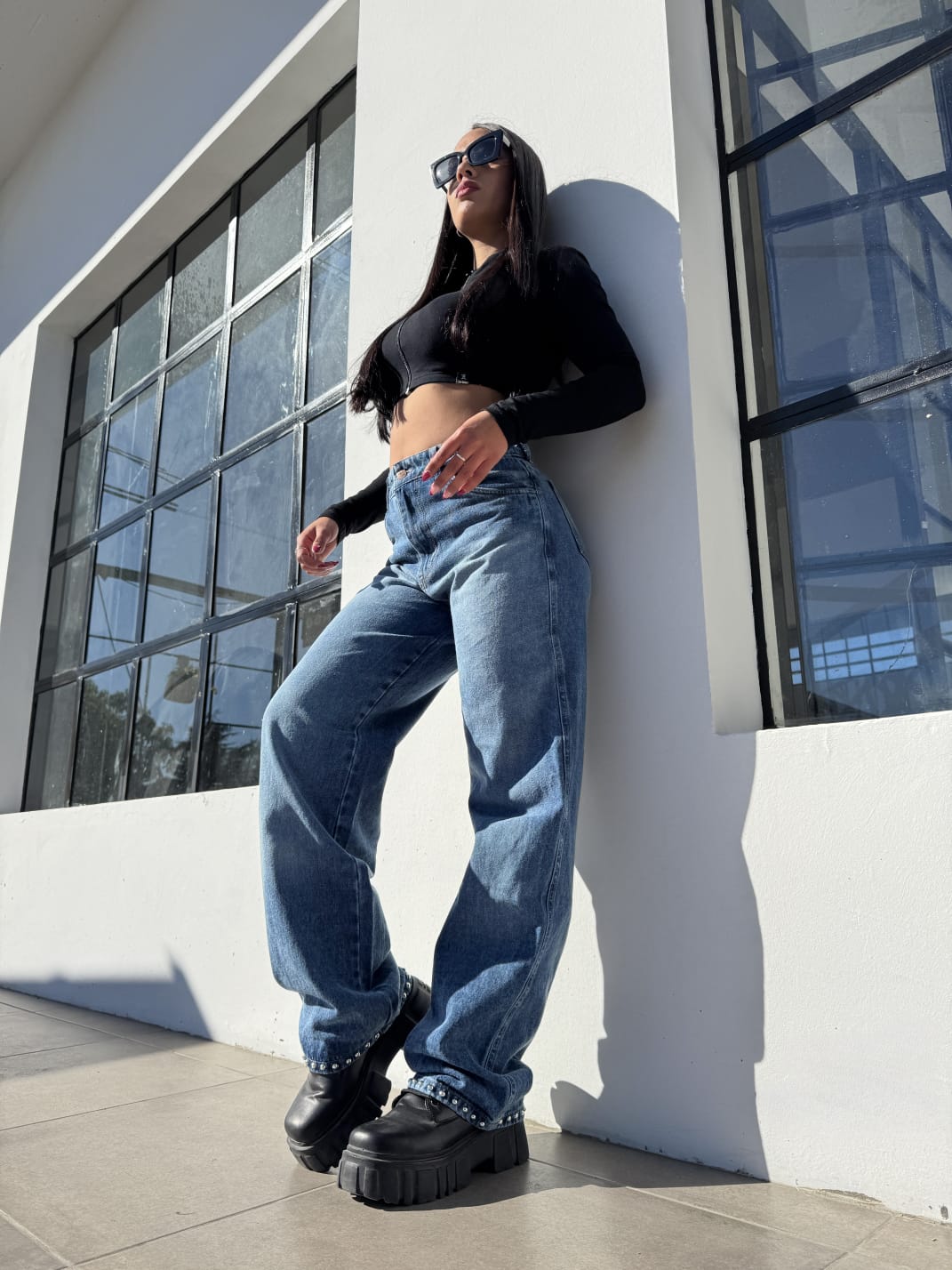 WIDE LEG HILTON