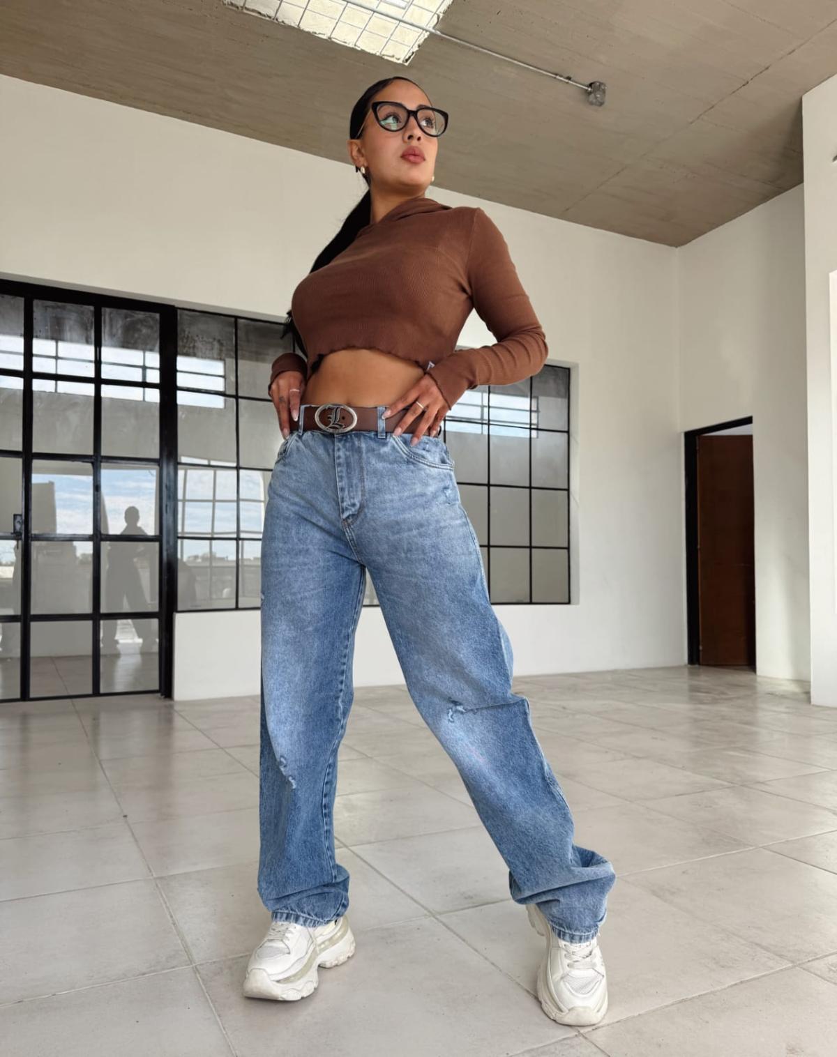 MOM INDIE