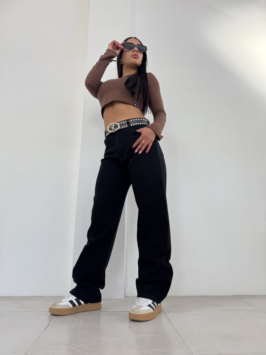 MOM TOTAL BLACK