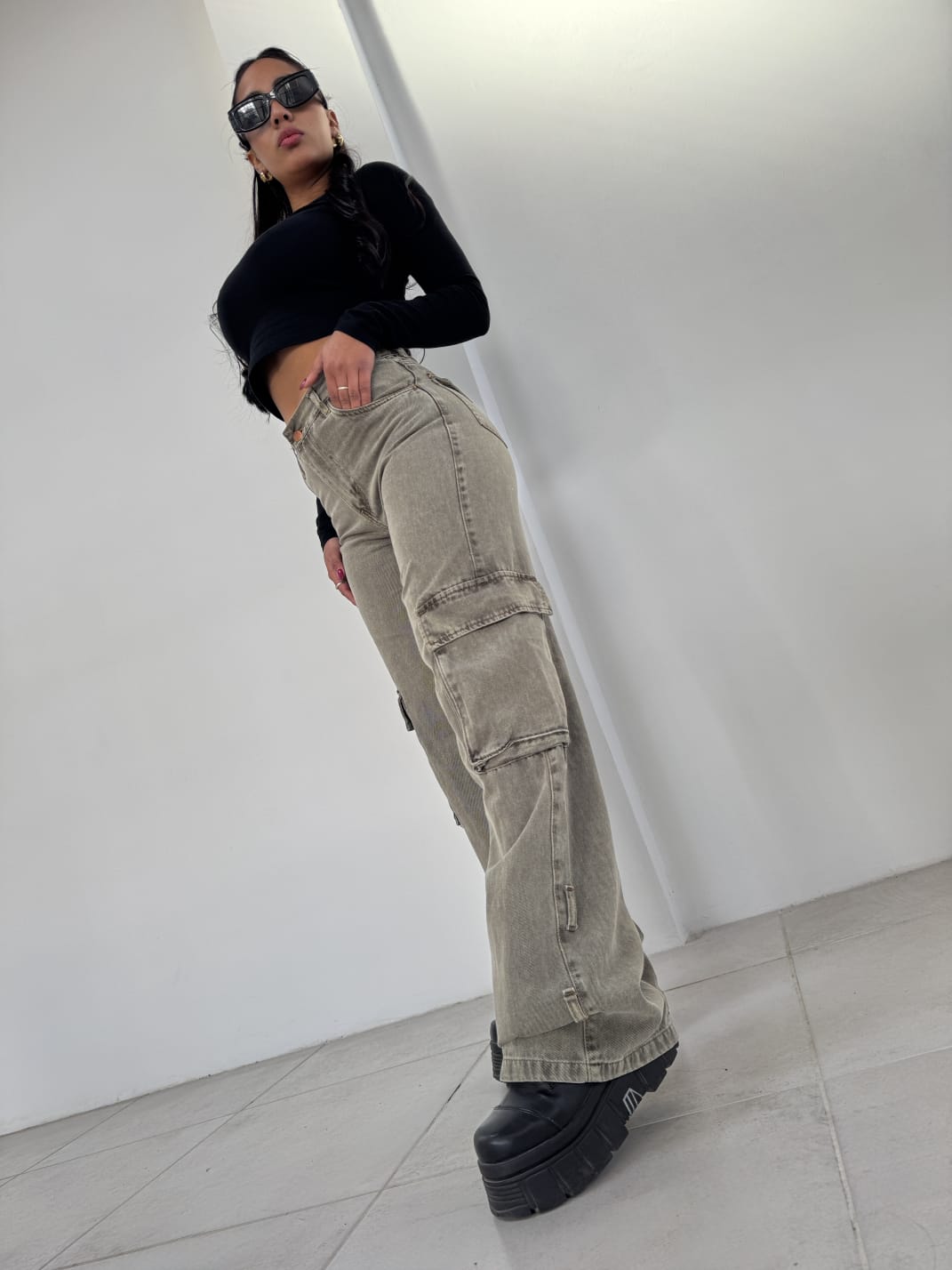MOM CARGO OLIVE