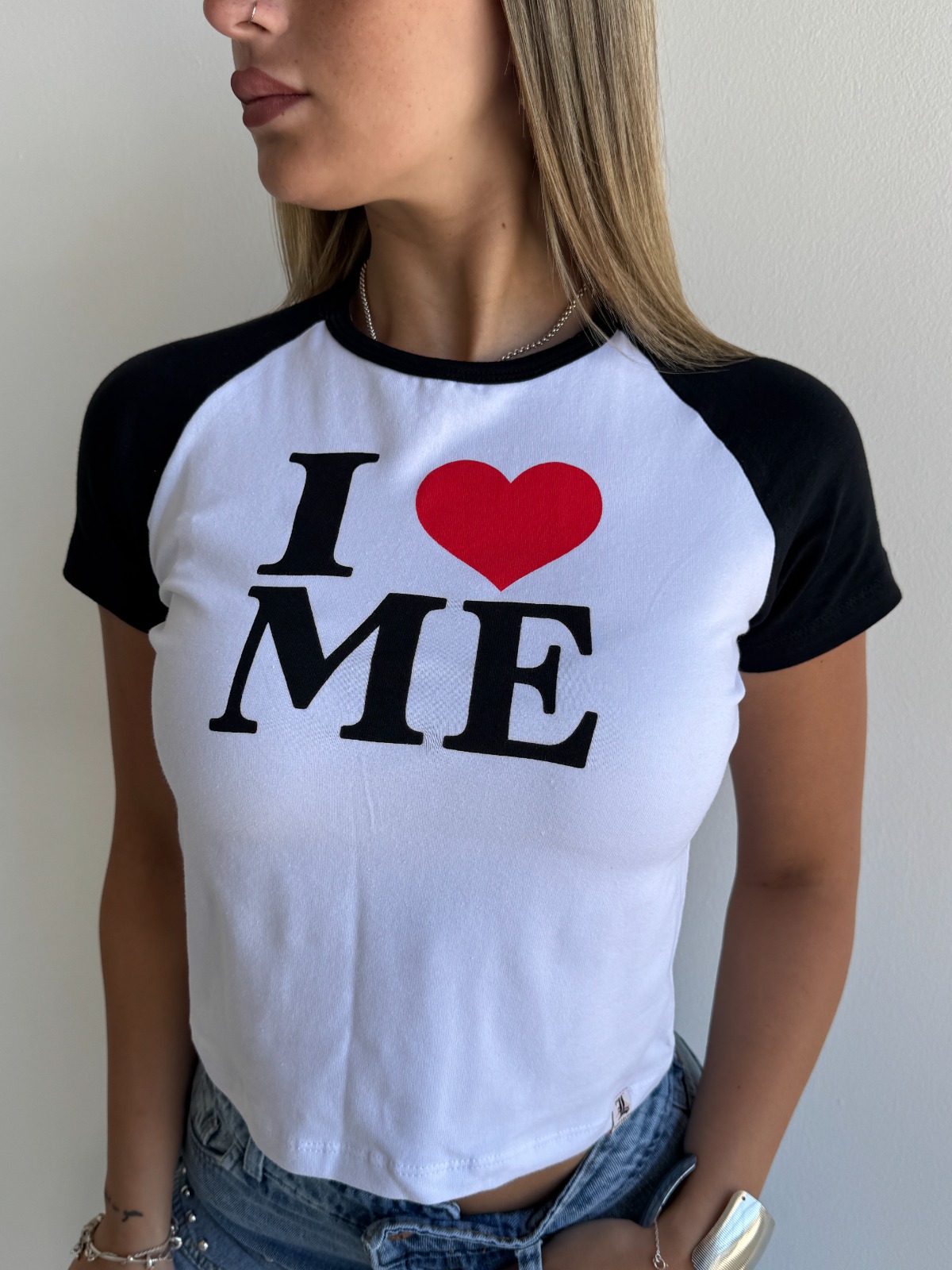 REMERA LOVE ME