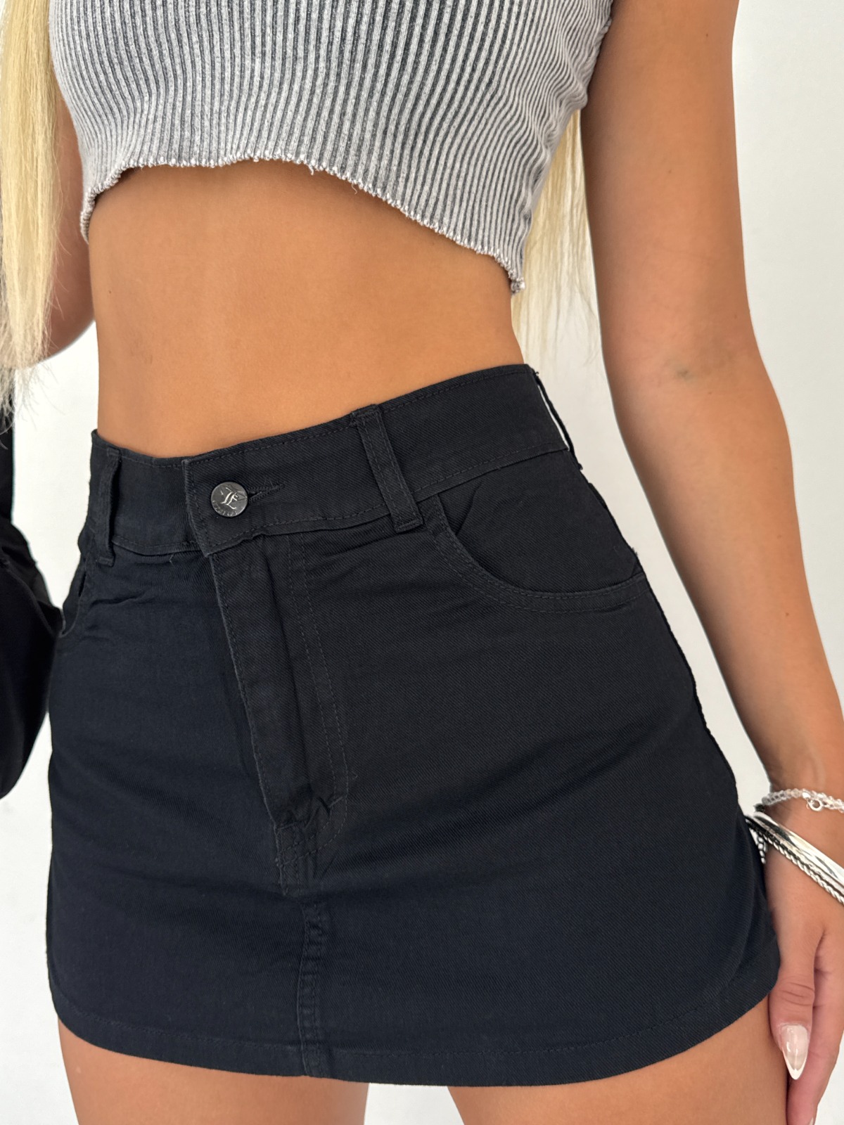 SHORT POLLERA BLACK RIBB