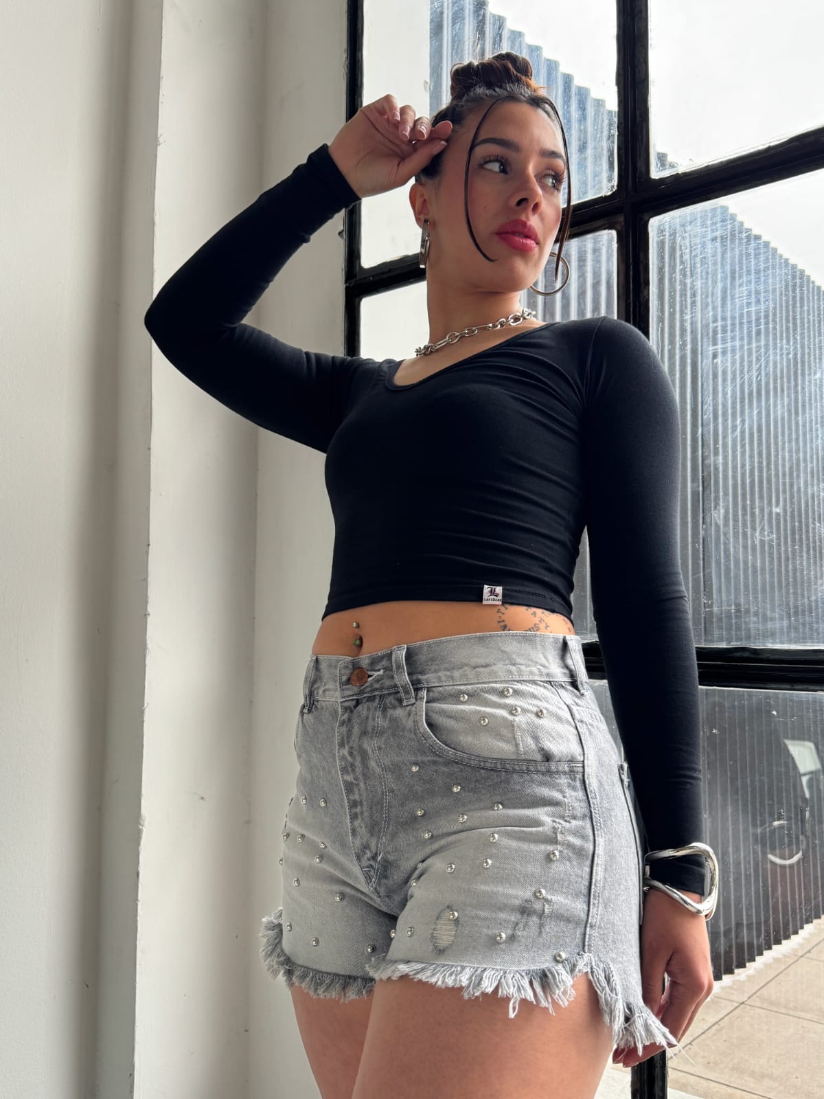 SHORT TACHER GRAY