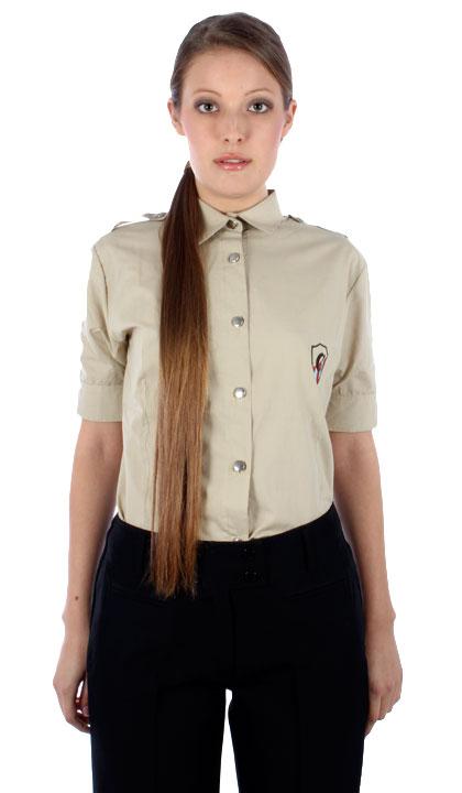 Camisa con charretera