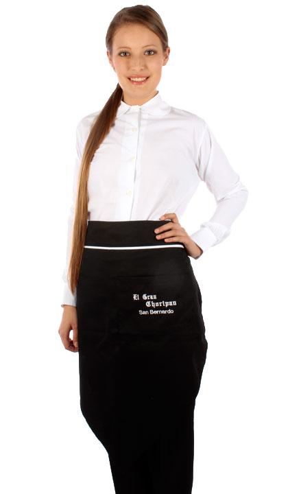 Delantal en pico