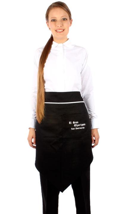 Delantal en pico