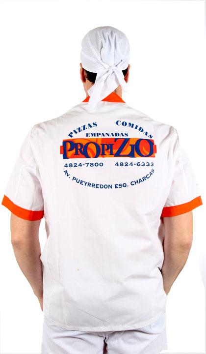 Casaca clásica combinada en blanco con naranja