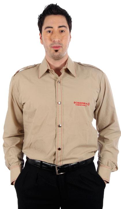 Camisa con charretera y costura en rojo