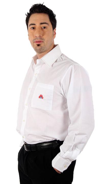 Camisa clásica con bolsillo