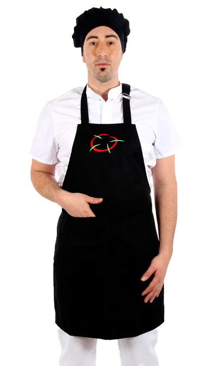 Delantal de pechera con hebilla negro