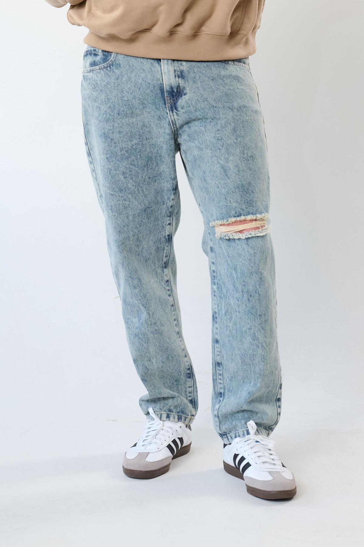 DENIM THOMPSHON