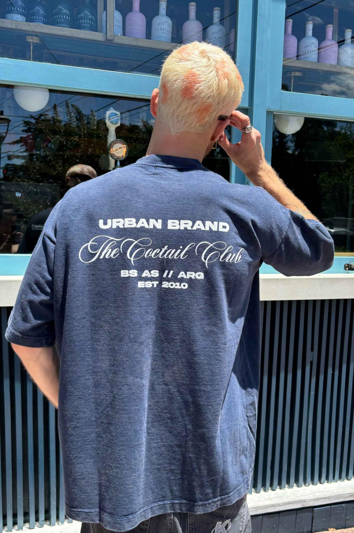 REMERA COCTAIL CLUB
