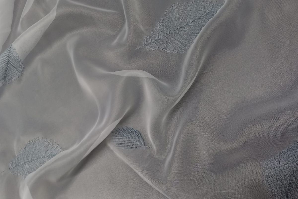 Voile Bordado Otoño Blanco Gris