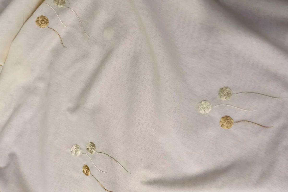 Voile Bordado Rosas Natural