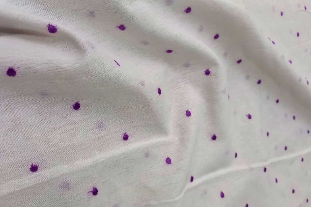 Voile Bordado Plumeti Blanco Violeta