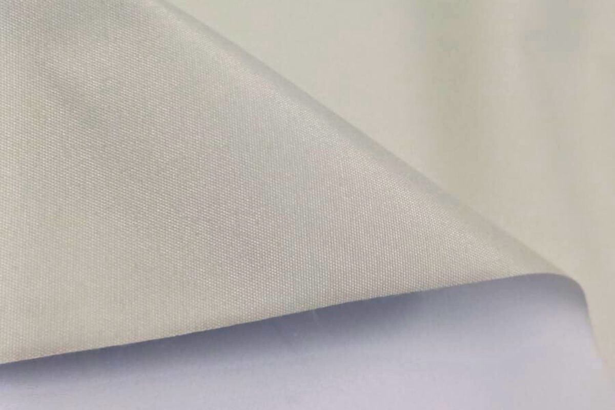 Black Out Chino Natural