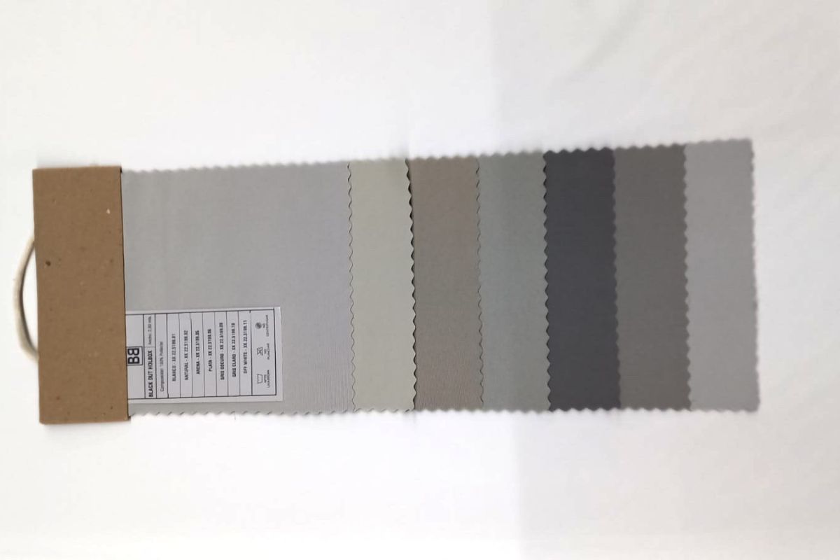 Muestrario Black Out Holbox