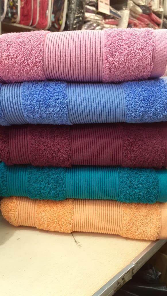 Juego de Toalla y Toallón 100% Algodón - Arco Iris Detroit