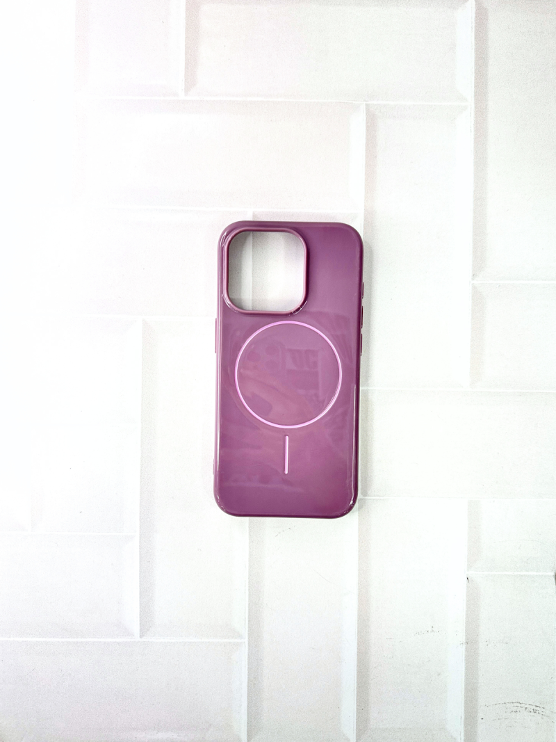 FUNDA SILICON CON MAGSAFE Y EMPAQUE IPH 16 PRO