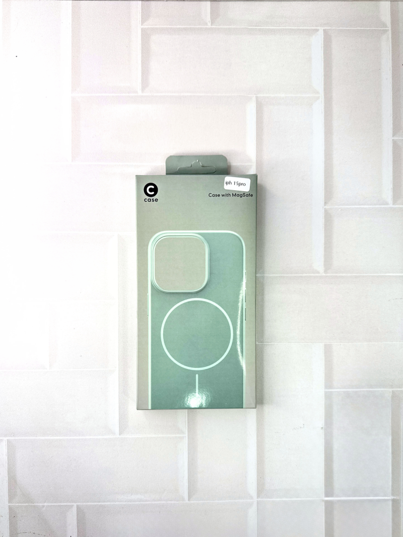 FUNDA SILICON CON MAGSAFE Y EMPAQUE IPH 13 PRO