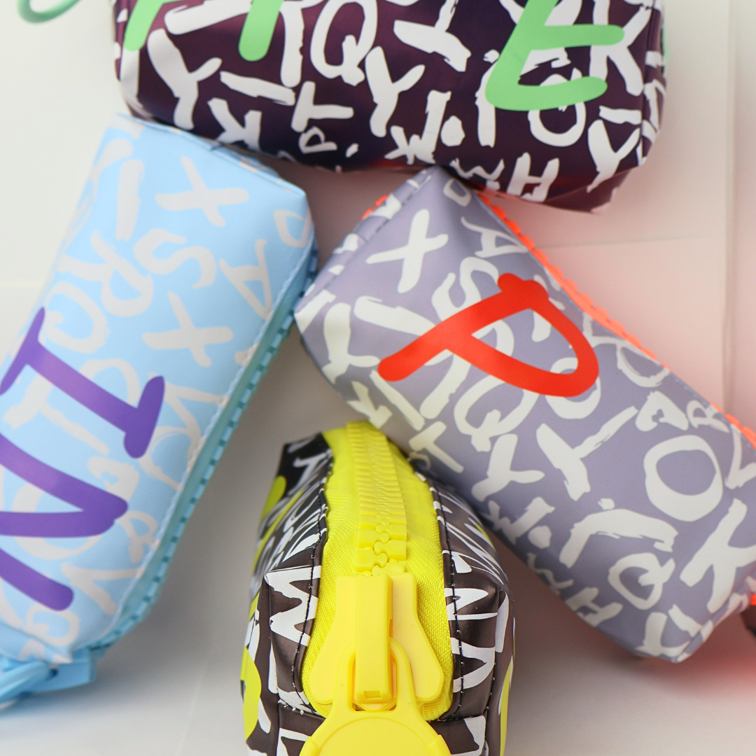 CARTUCHERA LETRAS ARGENTO