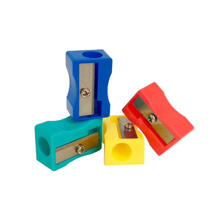 SACAPUNTA PLASTICO BLOCK COLORES SURTIDOS XUNI