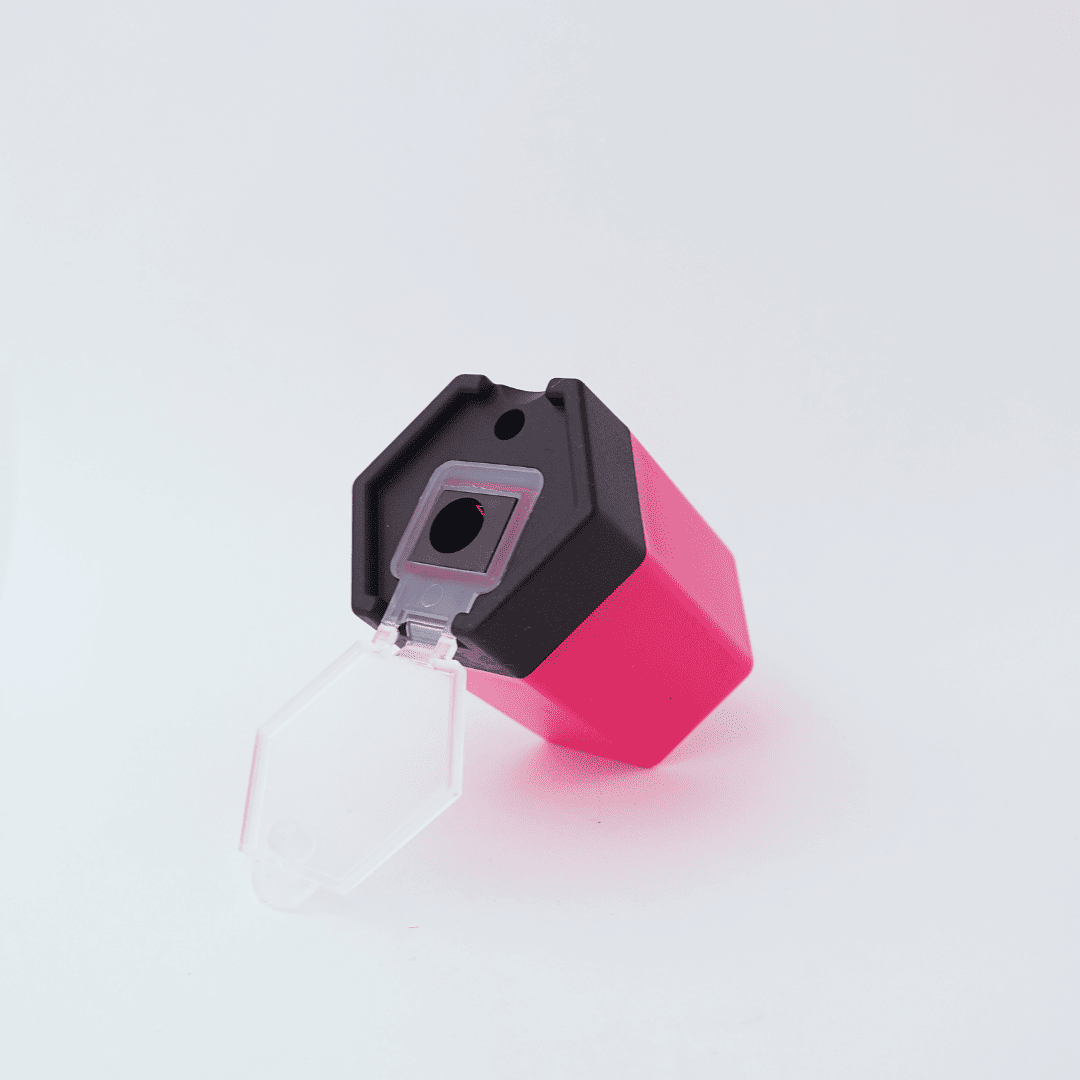 SACAPUNTAS HEXAGONAL C/DEPOSITO ARGENTO FLUO XUND