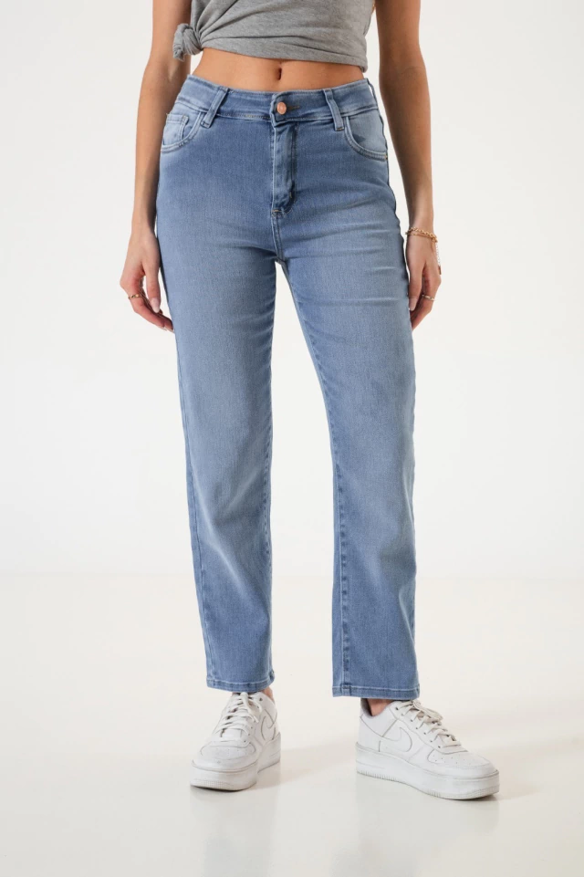 SURAH JEANS RECTO CLASICO CALISTA V26
