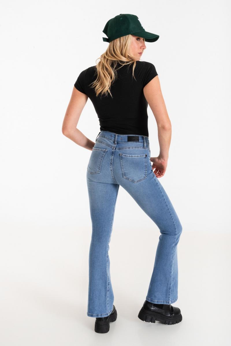 SURAH JEANS OXFORD LUA
