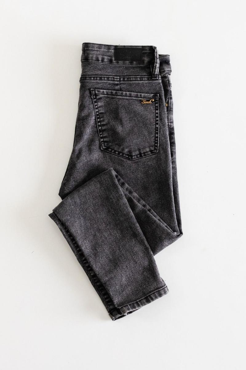 SURAH JEANS CHUPIN MARIA W24