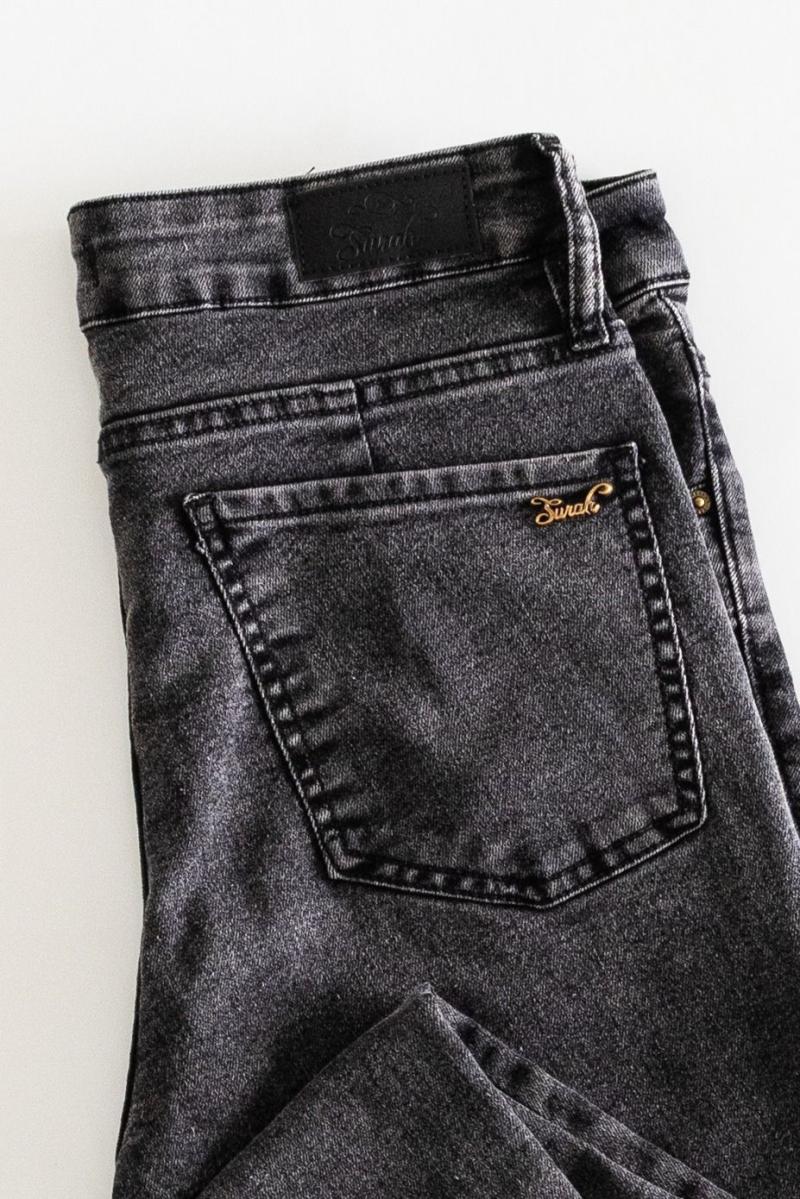 SURAH JEANS CHUPIN MARIA W24