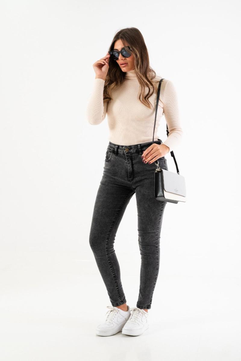 SURAH JEANS CHUPIN MARIA W24
