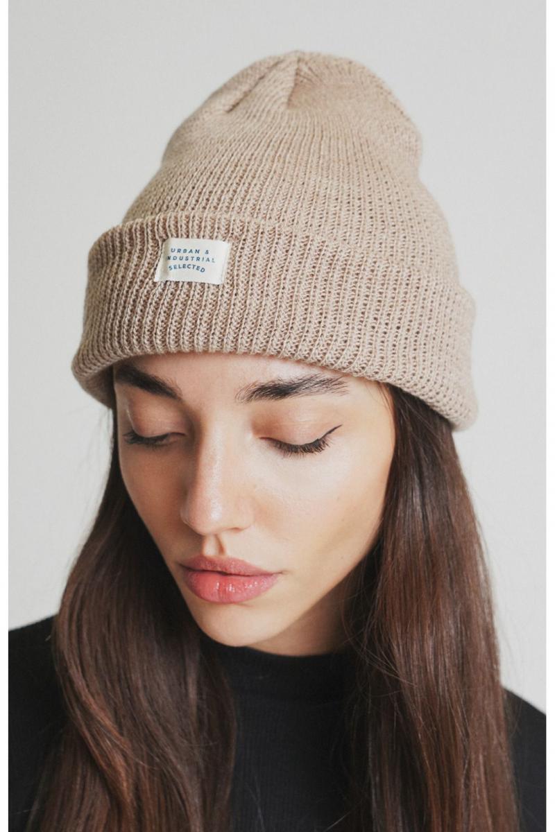 BATUK WOMAN GORRO LANA LISO	W23