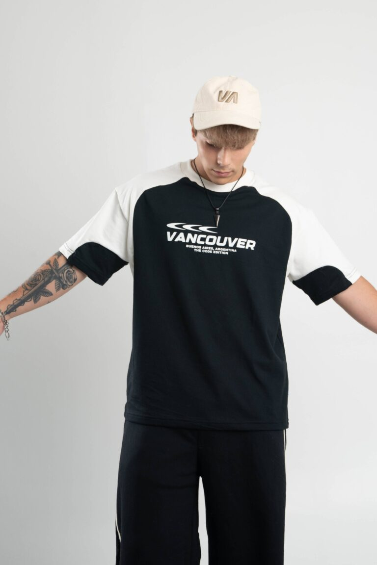 VANCOUVER REMERA LOOP OVERSIZE EST. W26