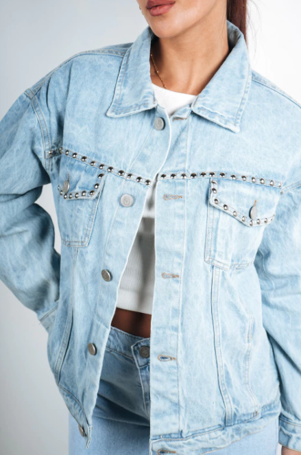 PINK ROCK JEANS JACKET OVER MOSS W26