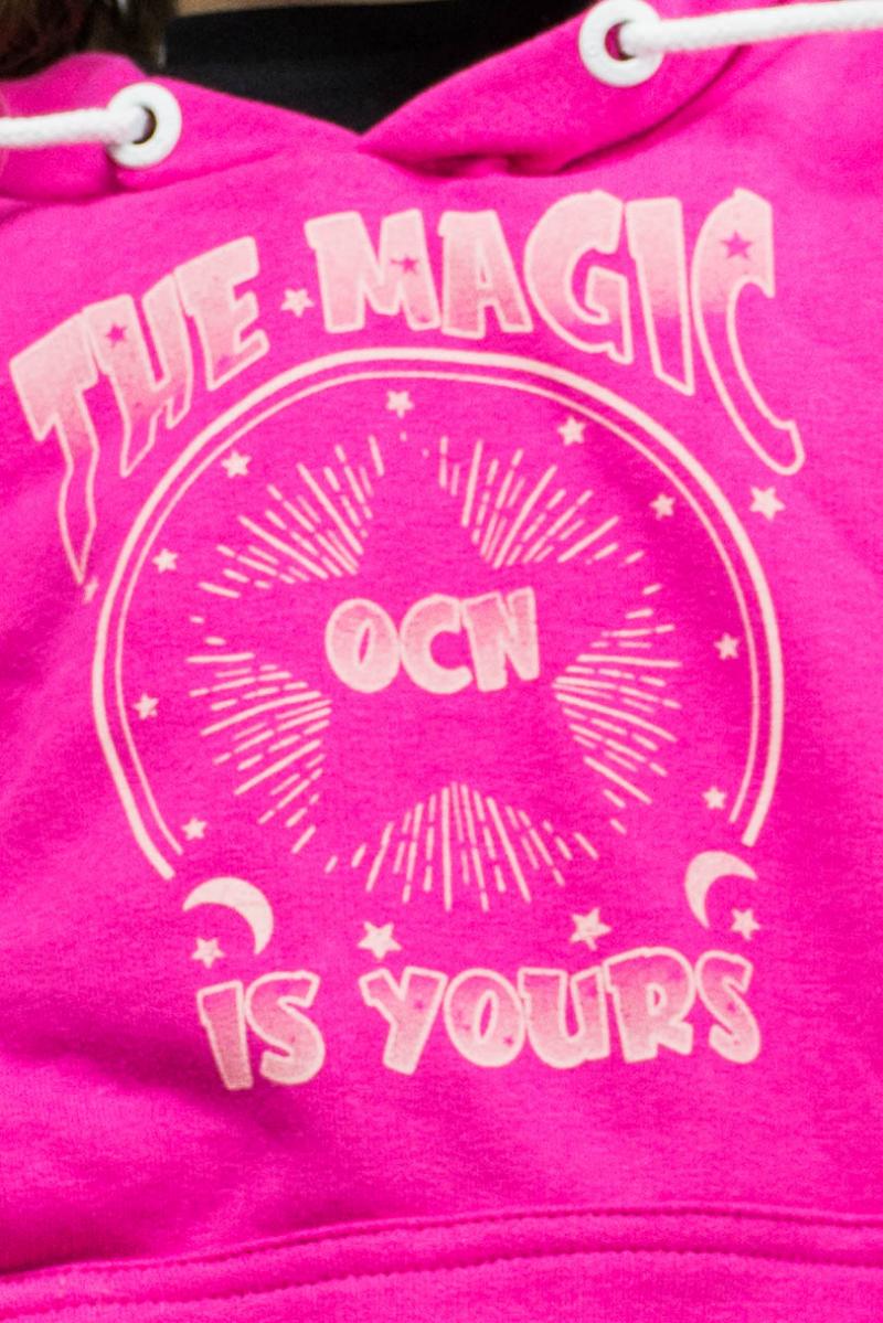 OCN BUZO NA HANNA	V24