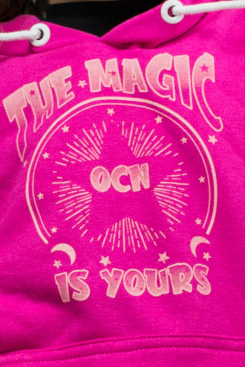 OCN BUZO NA HANNA	V24