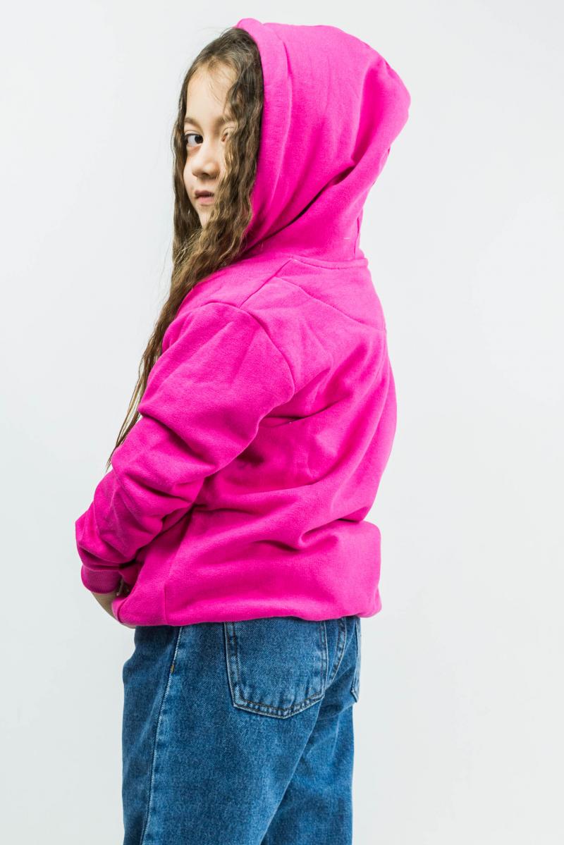 OCN BUZO NA HANNA	V24