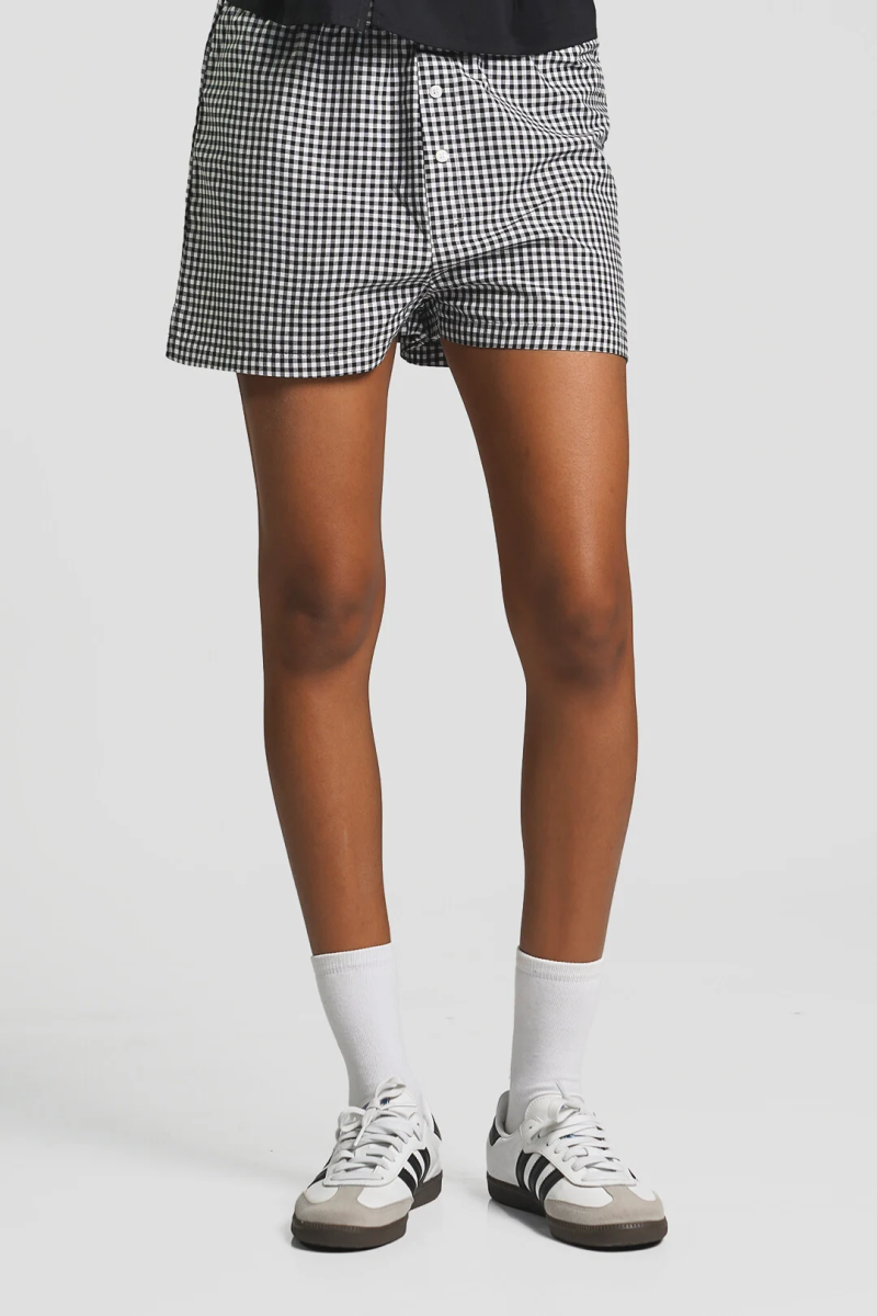 BATUK WOMAN SHORT ODDLI V25